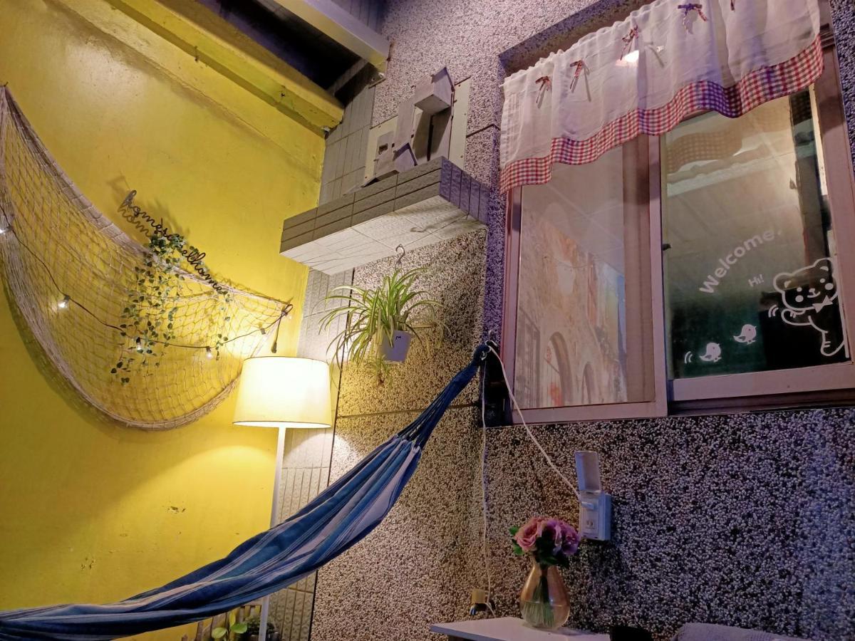 Auberge de jeunesse 七十腳落背包客棧 à Lyudao Extérieur photo