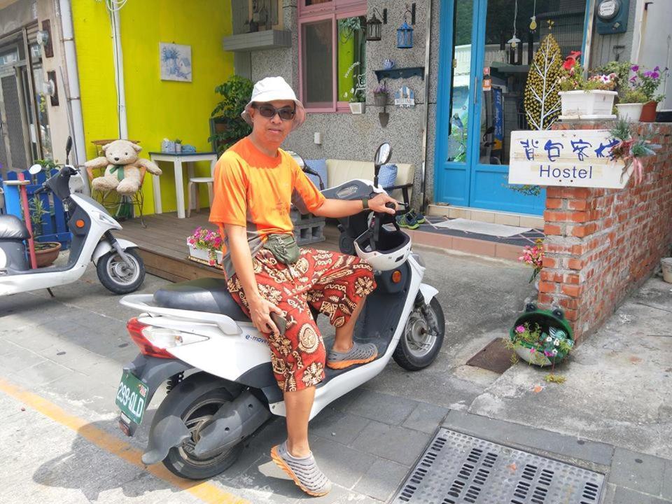 Auberge de jeunesse 七十腳落背包客棧 à Lyudao Extérieur photo