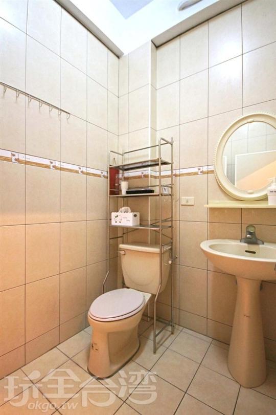 Auberge de jeunesse 七十腳落背包客棧 à Lyudao Extérieur photo